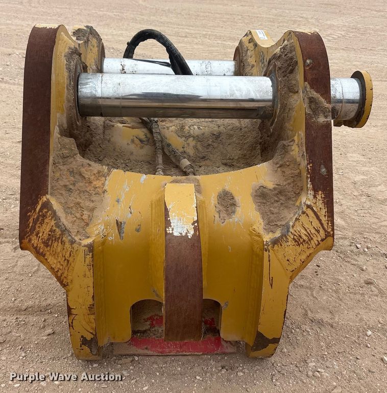 image for item EU4857 Caterpillar excavator quick coupler