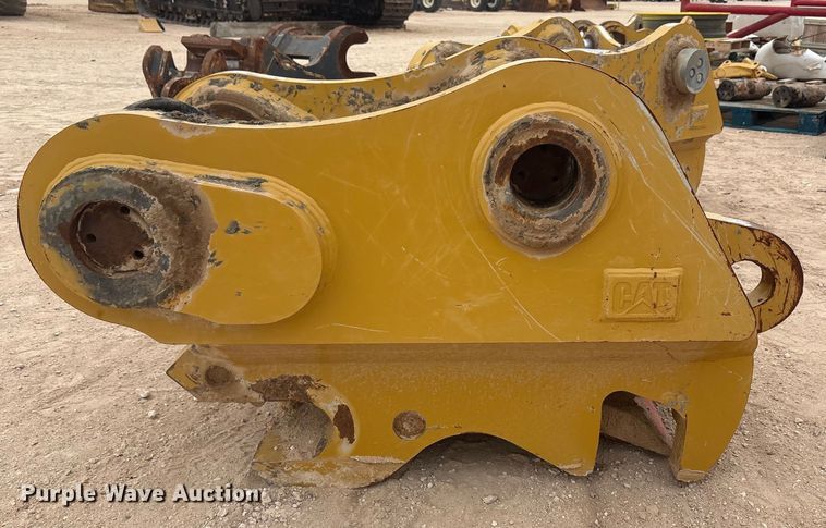 image for item EU4857 Caterpillar excavator quick coupler