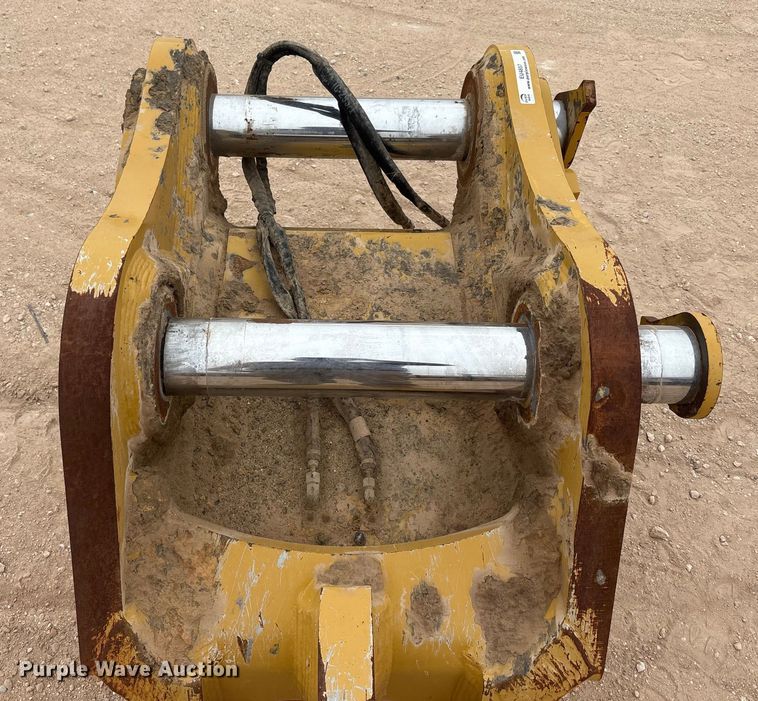 image for item EU4857 Caterpillar excavator quick coupler