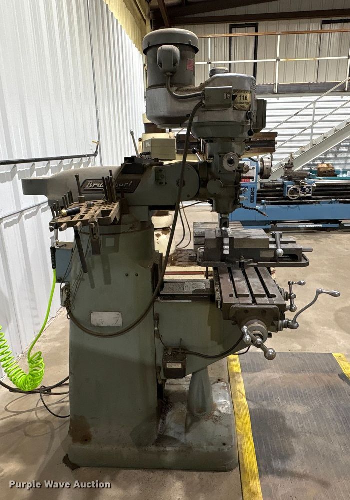 image for item EU4883 Bridgeport vertical milling machine