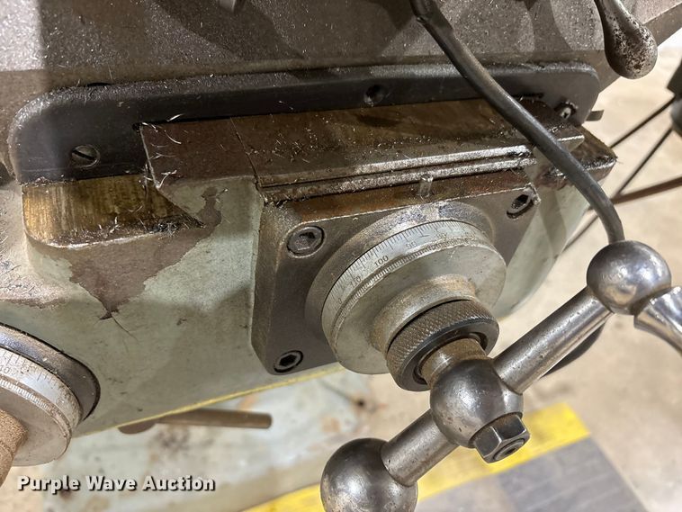 image for item EU4883 Bridgeport vertical milling machine