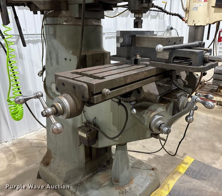 image for item EU4883 Bridgeport vertical milling machine