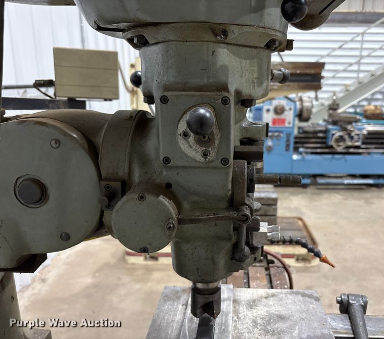 image for item EU4883 Bridgeport vertical milling machine