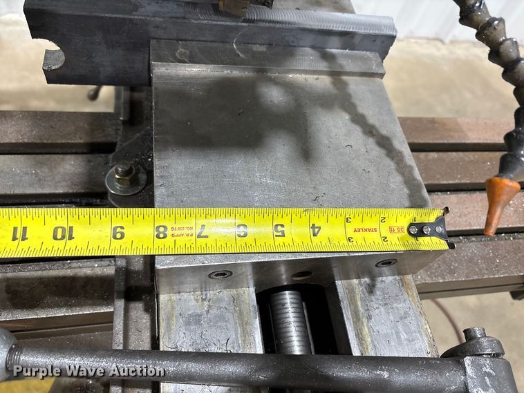 image for item EU4883 Bridgeport vertical milling machine