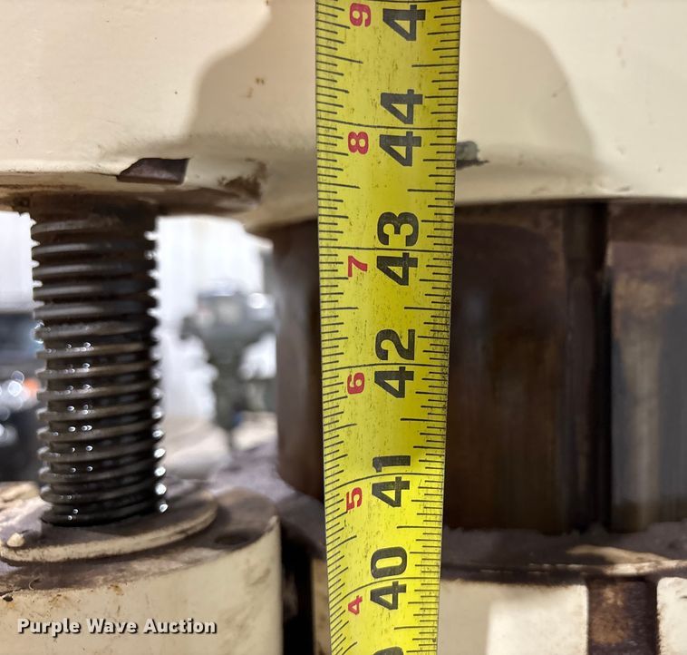 image for item EU4884 JET J-1100R radial drill press