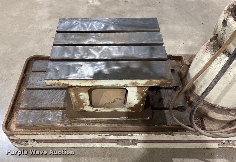 image for item EU4884 JET J-1100R radial drill press