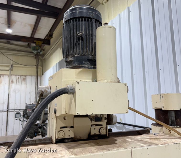 image for item EU4884 JET J-1100R radial drill press