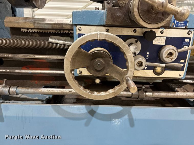 image for item EU4885 1997 Kingston HD-2290 Lathe