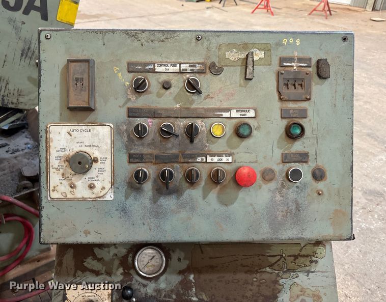 image for item EU4886 Hyd-Mech S-25A Band saw