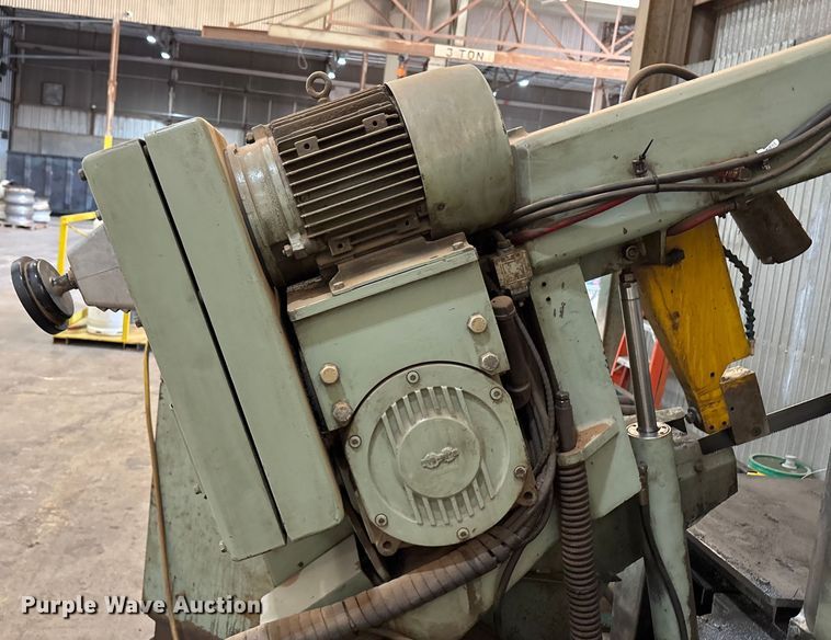 image for item EU4886 Hyd-Mech S-25A Band saw