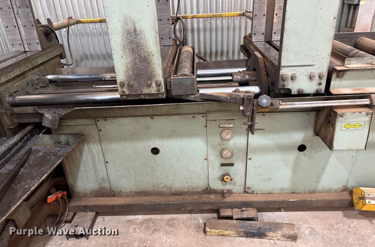 image for item EU4886 Hyd-Mech S-25A Band saw