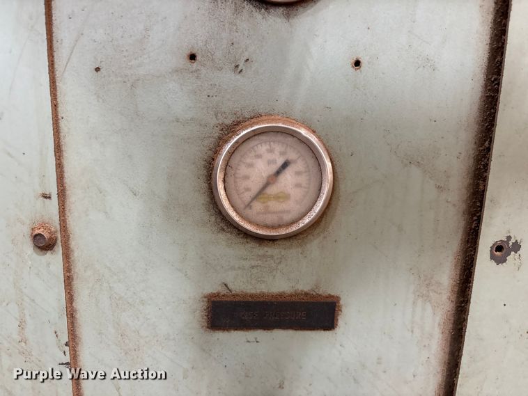 image for item EU4886 Hyd-Mech S-25A Band saw