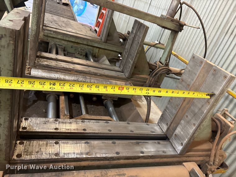 image for item EU4886 Hyd-Mech S-25A Band saw