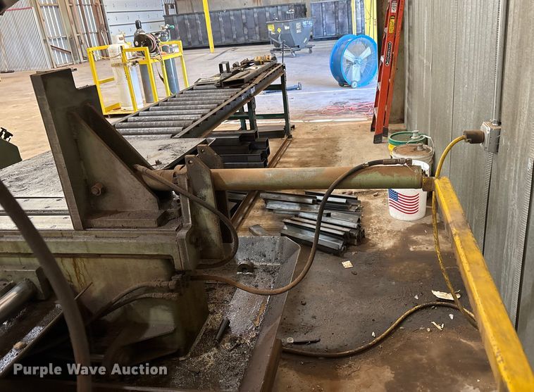 image for item EU4886 Hyd-Mech S-25A Band saw