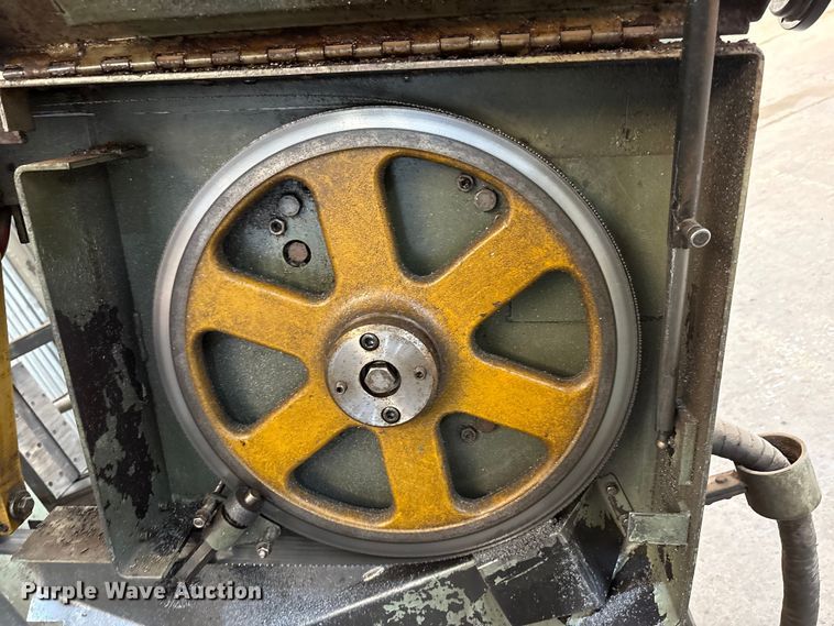 image for item EU4886 Hyd-Mech S-25A Band saw