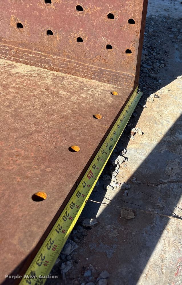 image for item EU4890 8' drilled metal angle plate