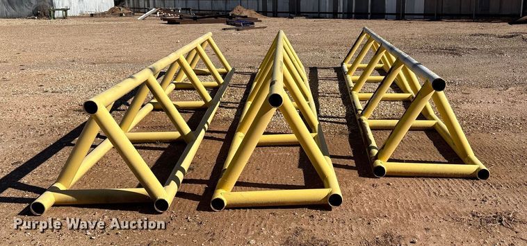 image for item EU4891 (3) pipe racks