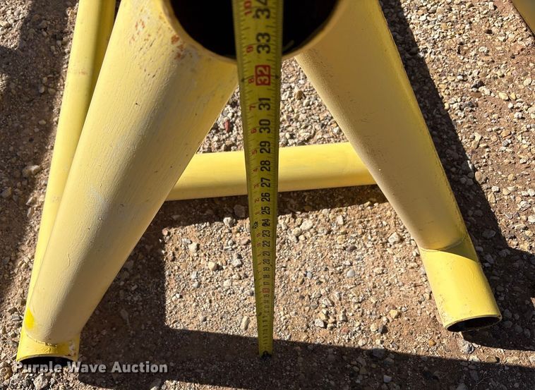 image for item EU4891 (3) pipe racks