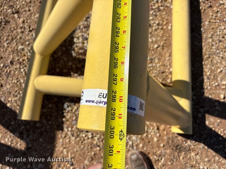 image for item EU4891 (3) pipe racks