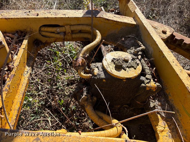 image for item EU7355 1971 Caterpillar 12F rigid frame motor grader