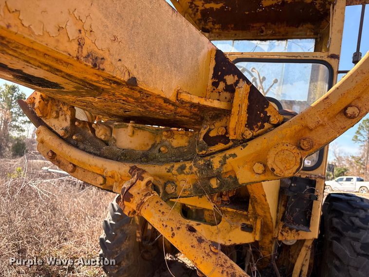 image for item EU7355 1971 Caterpillar 12F rigid frame motor grader