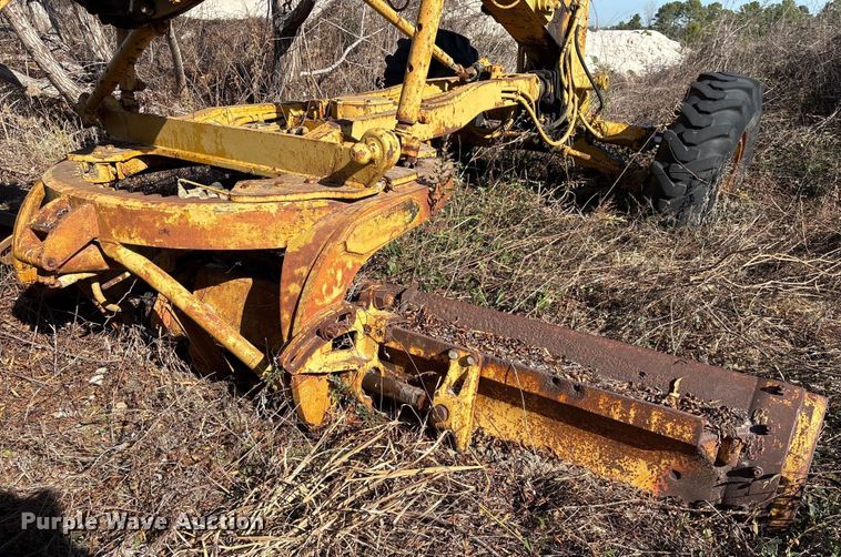 image for item EU7355 1971 Caterpillar 12F rigid frame motor grader