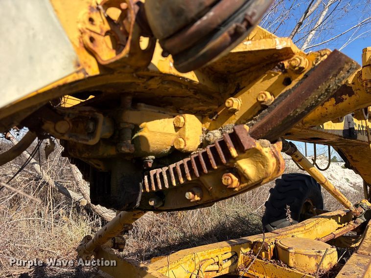 image for item EU7355 1971 Caterpillar 12F rigid frame motor grader