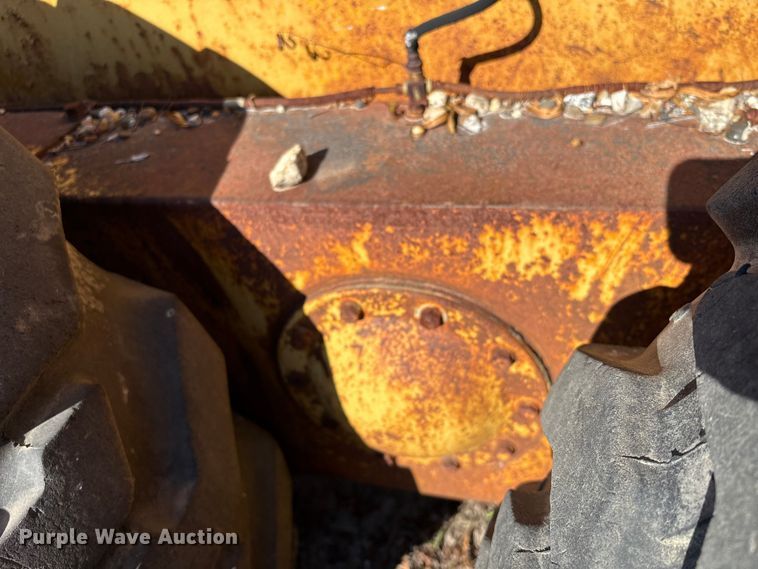 image for item EU7355 1971 Caterpillar 12F rigid frame motor grader