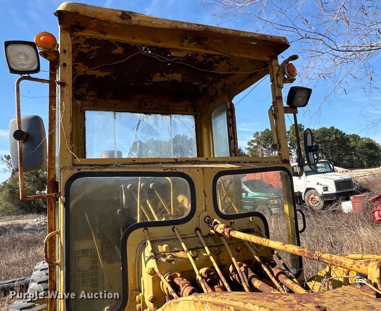 image for item EU7355 1971 Caterpillar 12F rigid frame motor grader