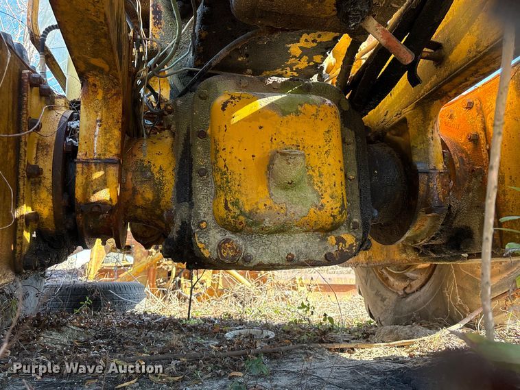 image for item EU7355 1971 Caterpillar 12F rigid frame motor grader