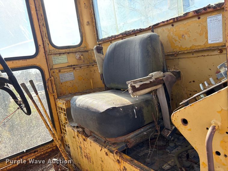 image for item EU7355 1971 Caterpillar 12F rigid frame motor grader