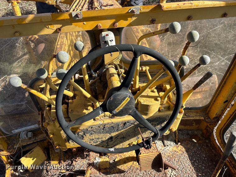 image for item EU7355 1971 Caterpillar 12F rigid frame motor grader