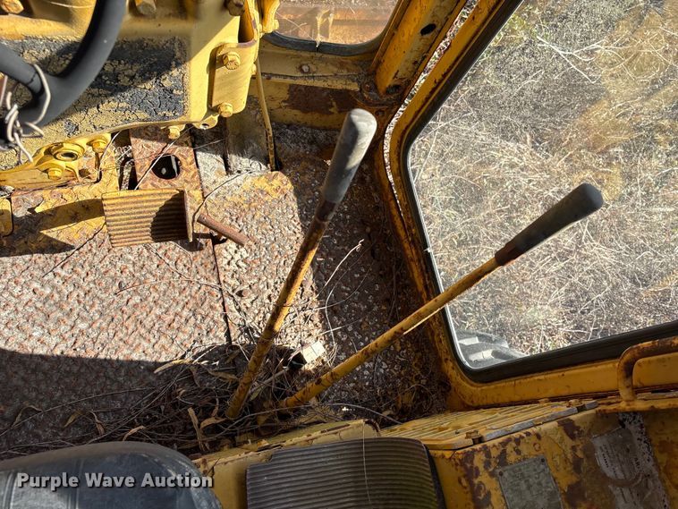 image for item EU7355 1971 Caterpillar 12F rigid frame motor grader