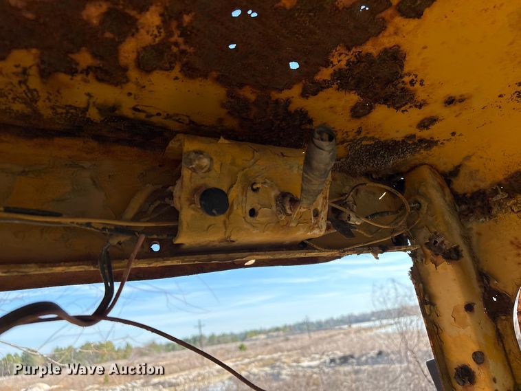 image for item EU7355 1971 Caterpillar 12F rigid frame motor grader