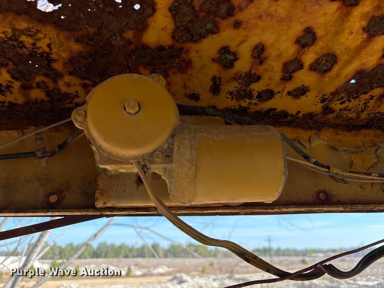 image for item EU7355 1971 Caterpillar 12F rigid frame motor grader