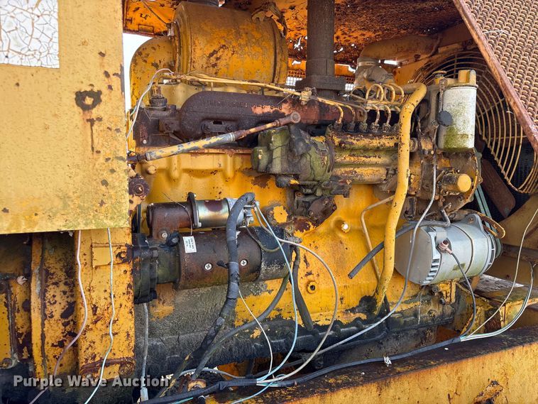 image for item EU7355 1971 Caterpillar 12F rigid frame motor grader