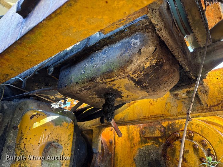 image for item EU7355 1971 Caterpillar 12F rigid frame motor grader