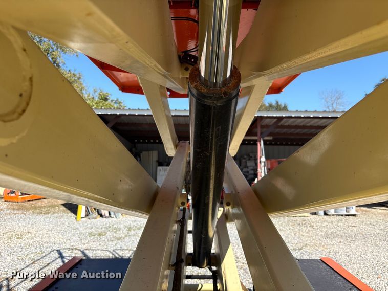 image for item EU7365 2021 JLG ERT2669 scissor lift