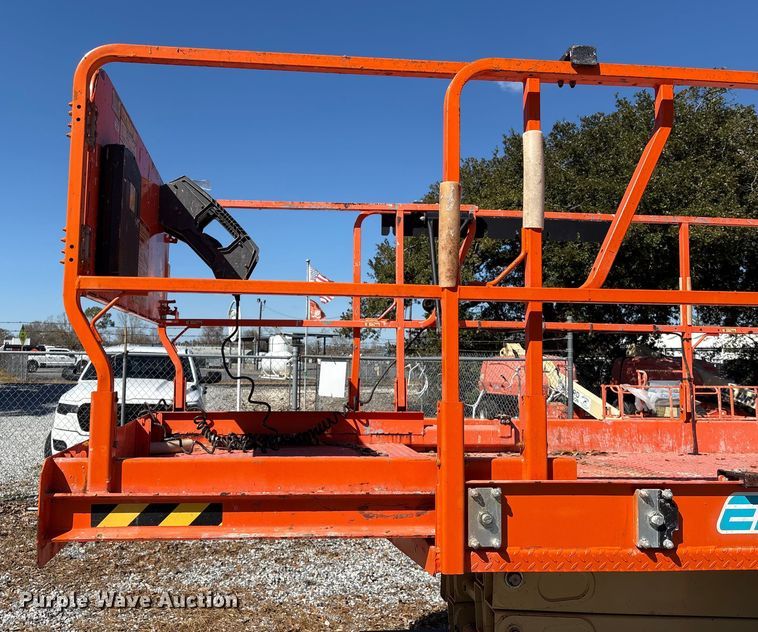 image for item EU7365 2021 JLG ERT2669 scissor lift