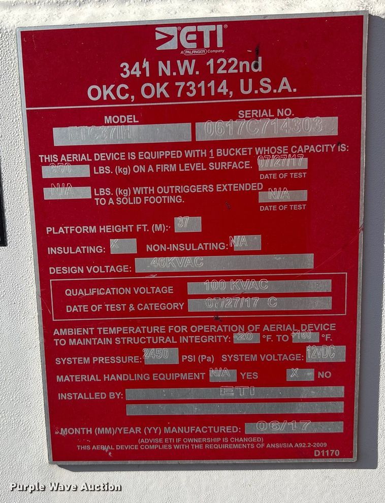 image for item EU7367 2017 RAM 5500 bucket truck