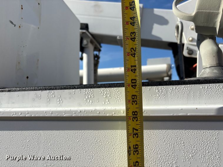 image for item EU7367 2017 RAM 5500 bucket truck