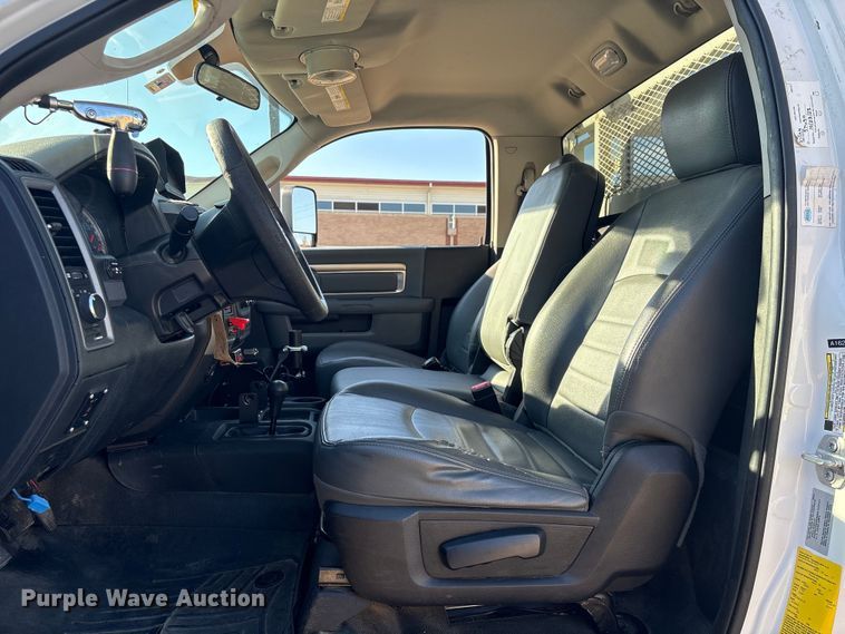 image for item EU7367 2017 RAM 5500 bucket truck