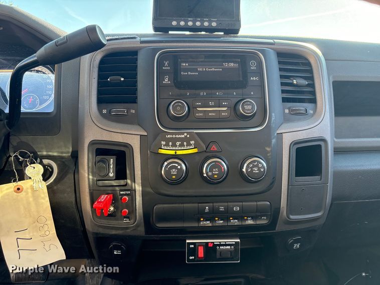 image for item EU7367 2017 RAM 5500 bucket truck