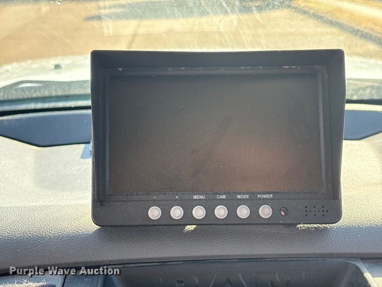 image for item EU7367 2017 RAM 5500 bucket truck