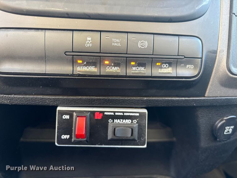 image for item EU7367 2017 RAM 5500 bucket truck