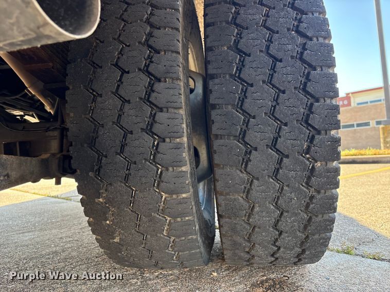 image for item EU7367 2017 RAM 5500 bucket truck