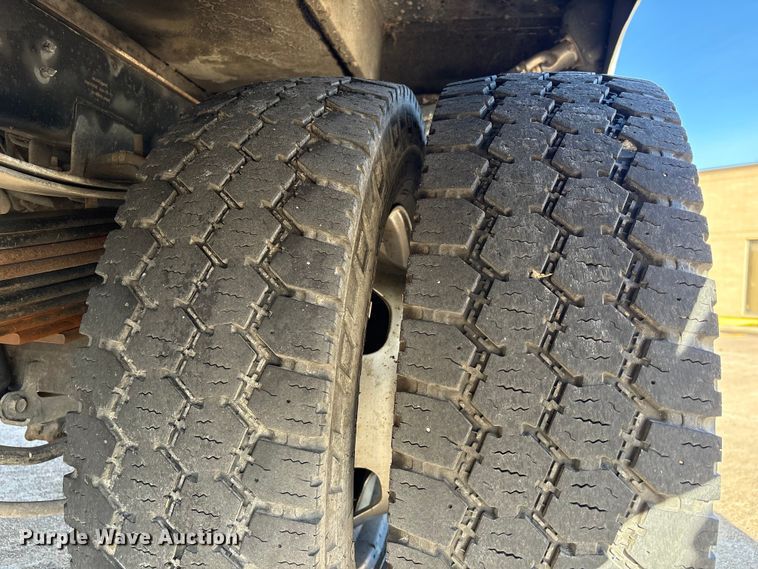 image for item EU7367 2017 RAM 5500 bucket truck