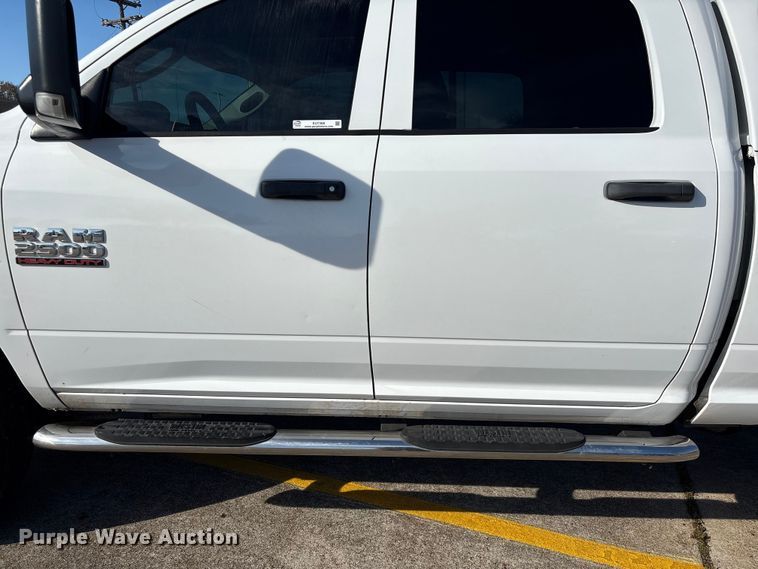 image for item EU7368 2018 RAM 2500 Crew Cab pickup truck