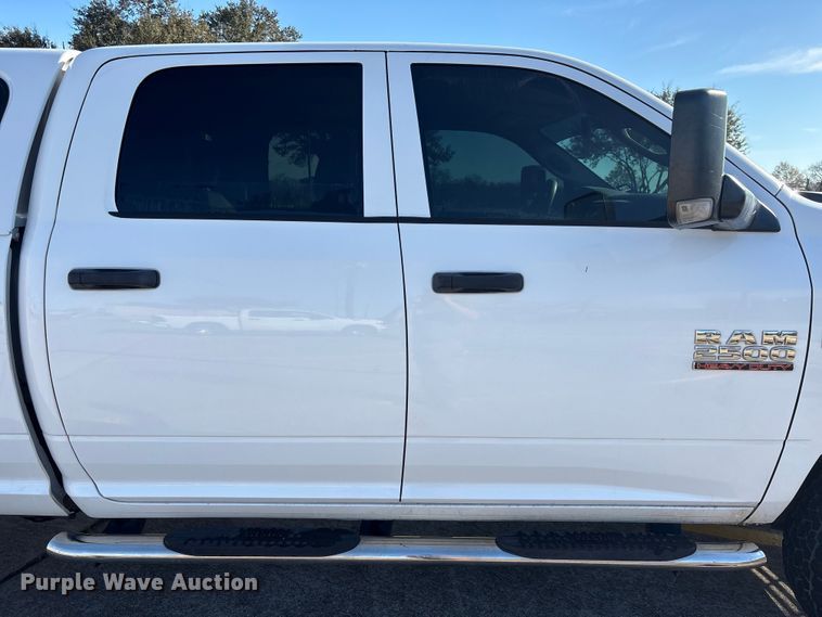 image for item EU7368 2018 RAM 2500 Crew Cab pickup truck