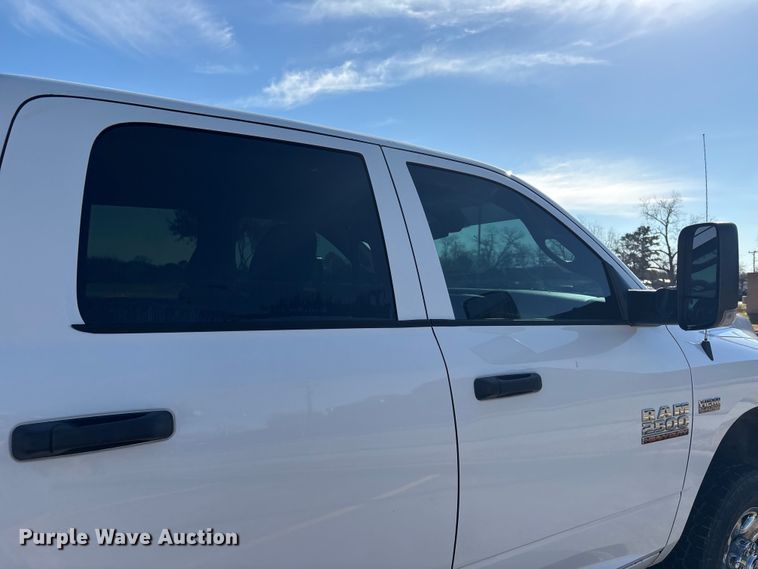 image for item EU7368 2018 RAM 2500 Crew Cab pickup truck